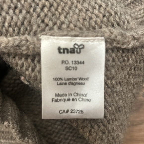 Aritzia Wool Sweater - Picture 3 of 3